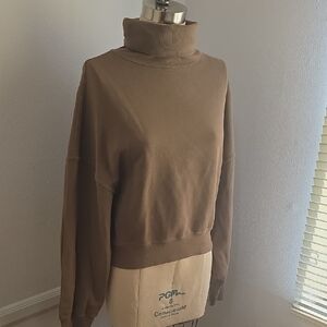 Agolde Olive  Turtleneck Sweater‎